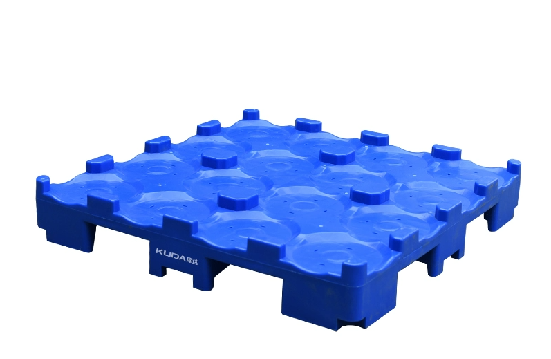 What are the characteristics of bucket water pallets